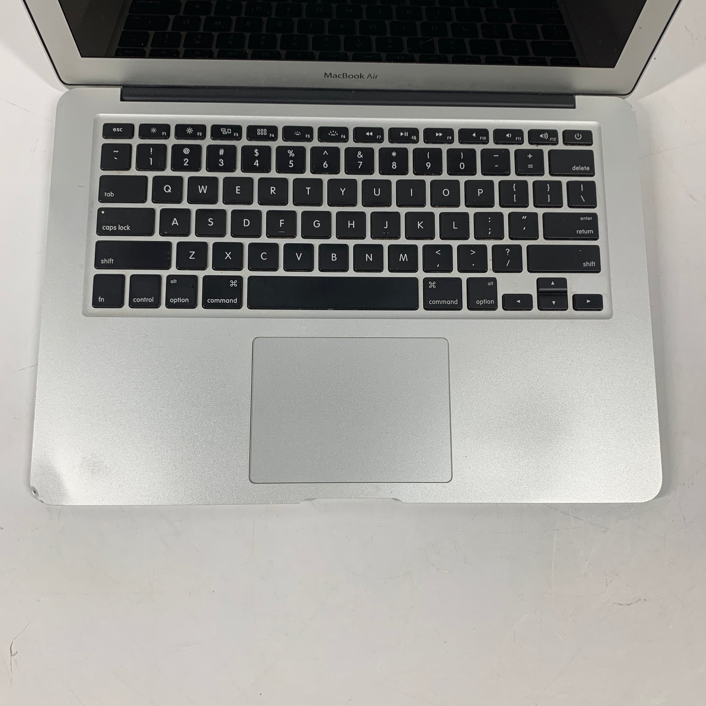2017 Apple MacBook Air 13.3" i5 1.6GHz 8GB RAM 128GB SSD Silver A1466