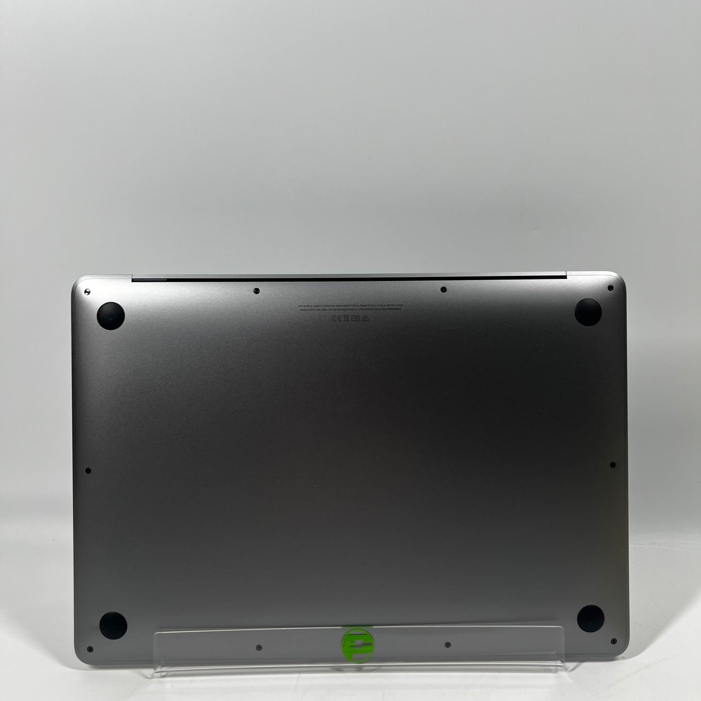 2020 Apple MacBook Air 13.3" i5 1.1GHz 8GB RAM 500GB SSD Space Gray A2179