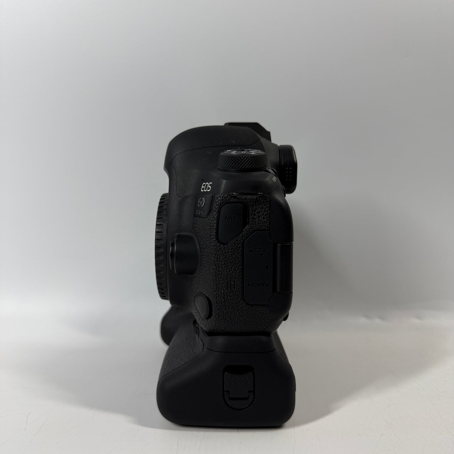 Canon EOS 6D Mark II 26.2MP Digital SLR DSLR Camera