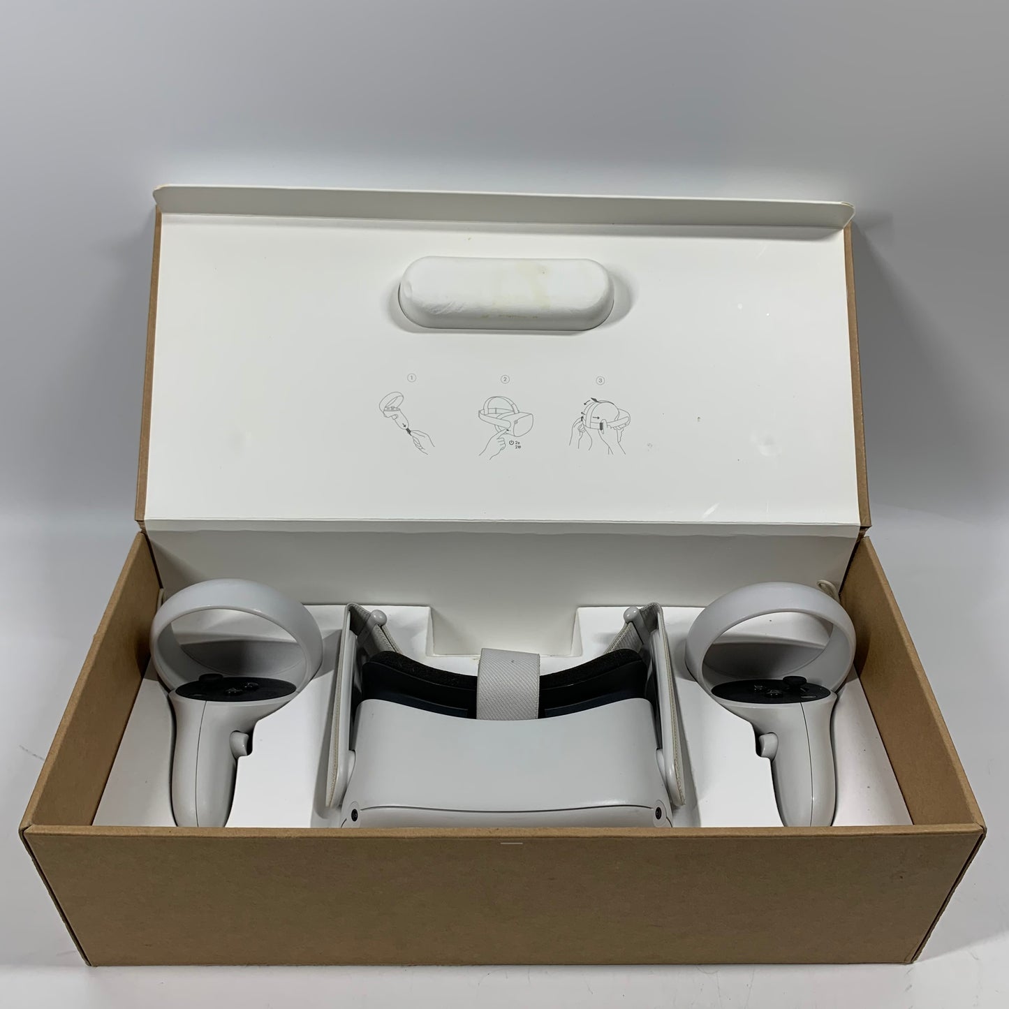 Oculus Quest 2 128GB Standalone All-in-One VR Headset KW49CM