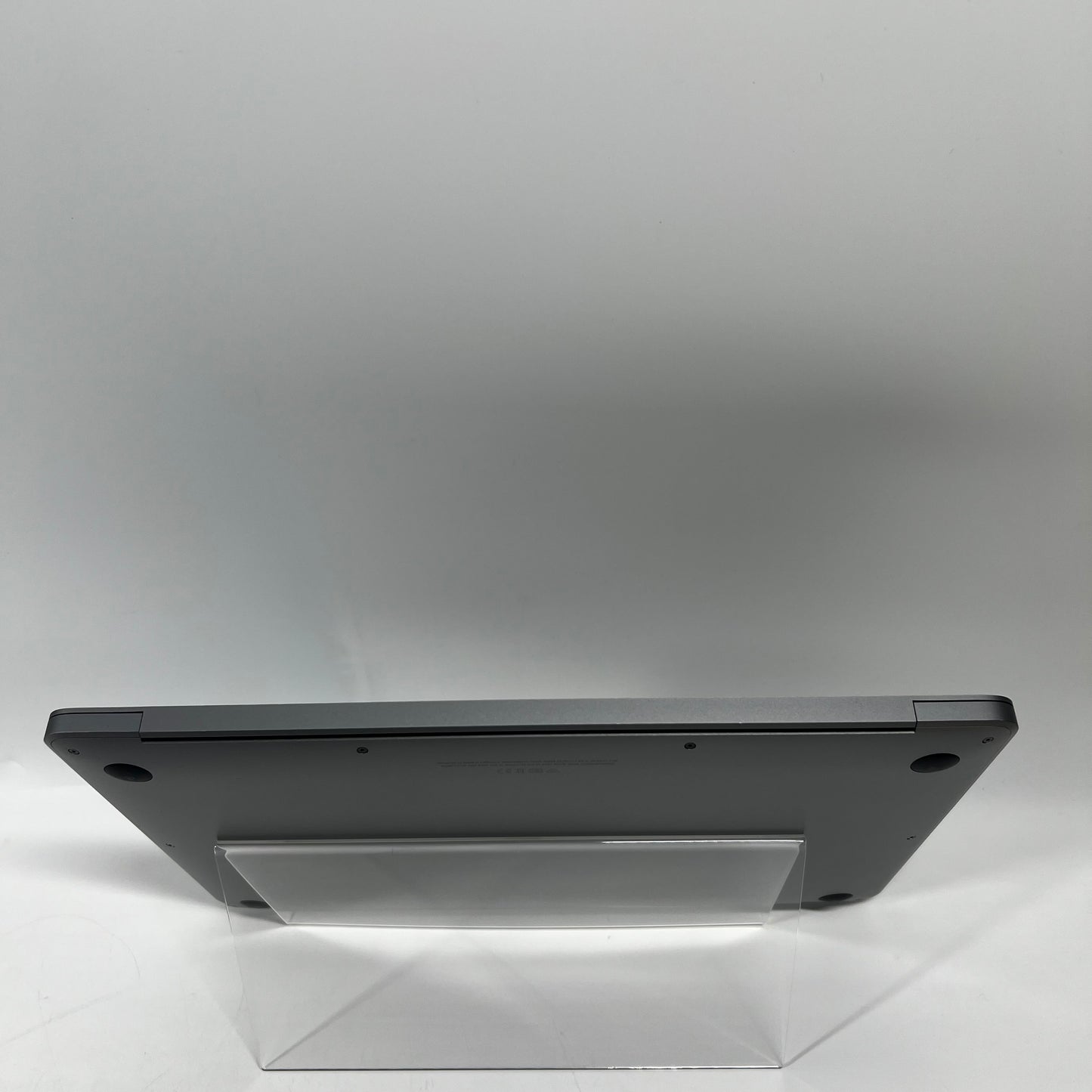 2020 Apple MacBook Air 13.3" i5 1.1GHz 8GB RAM 500GB SSD Space Gray A2179