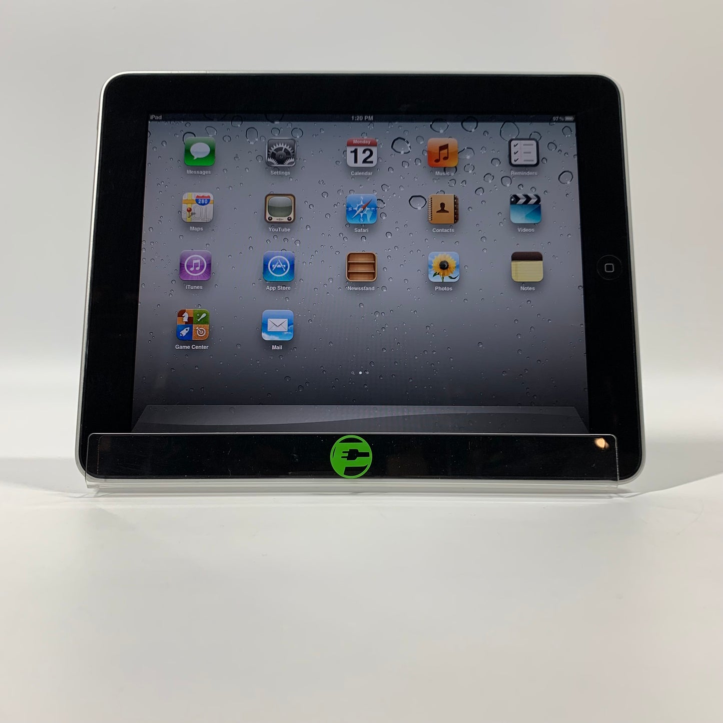 WiFi Only Apple iPad 1st Gen 32GB Silver MB293LL