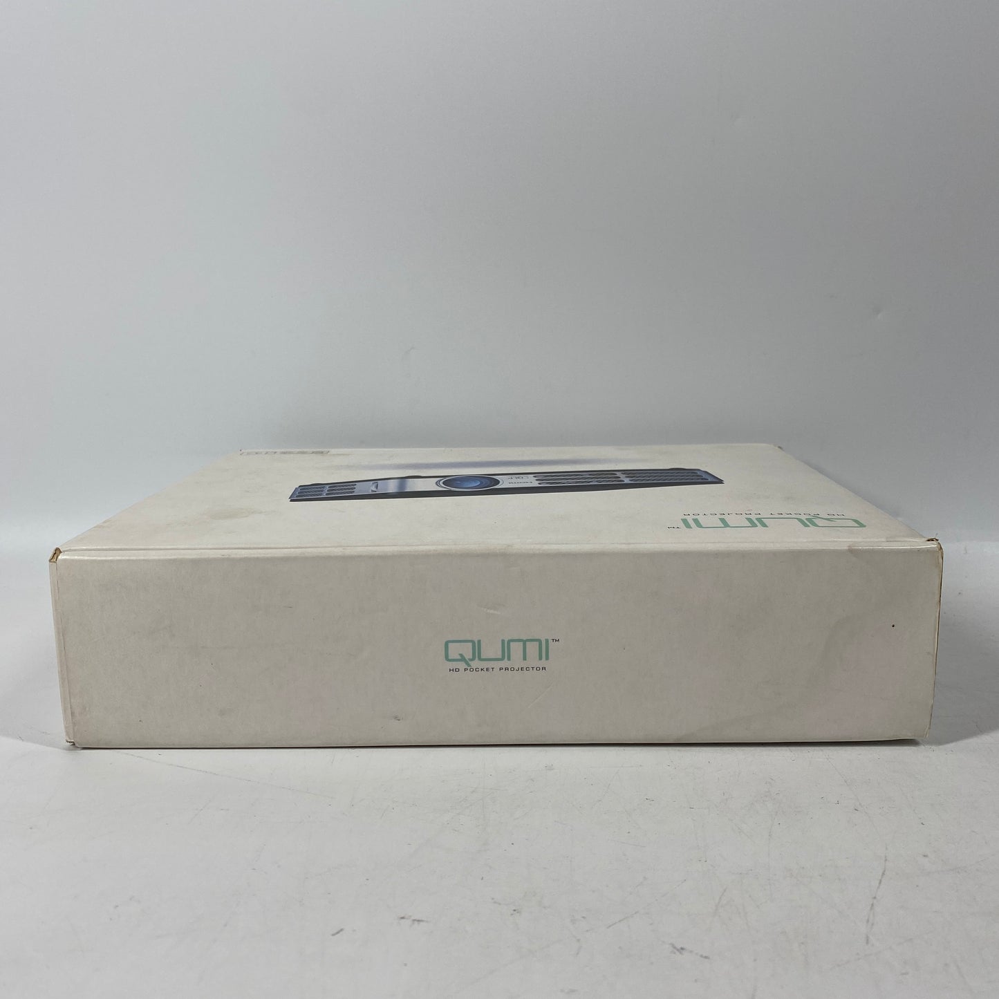 Qumi Q2B 1280x800 300 ANSI Lumens Pocket Projector Q2-B