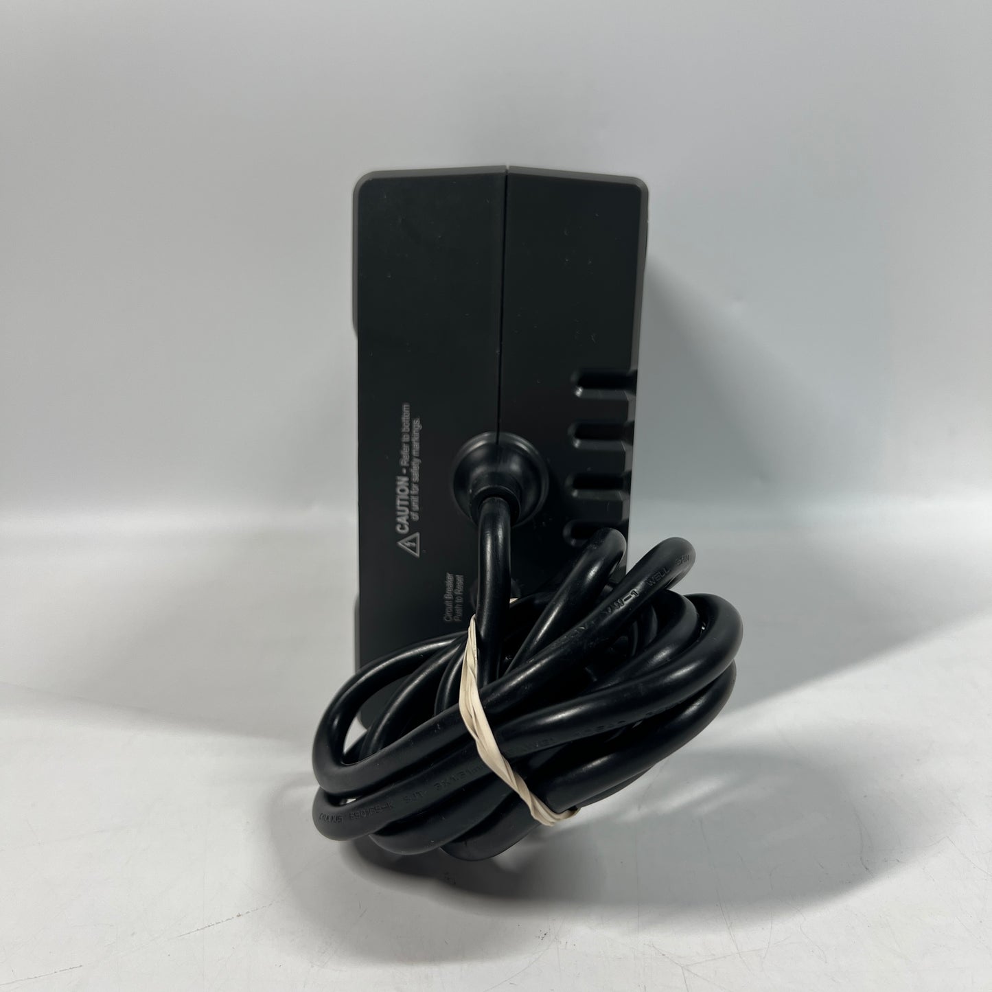 APC Back-UPS ES 550 8-Outlet Battery Backup Surge Protector BE550R