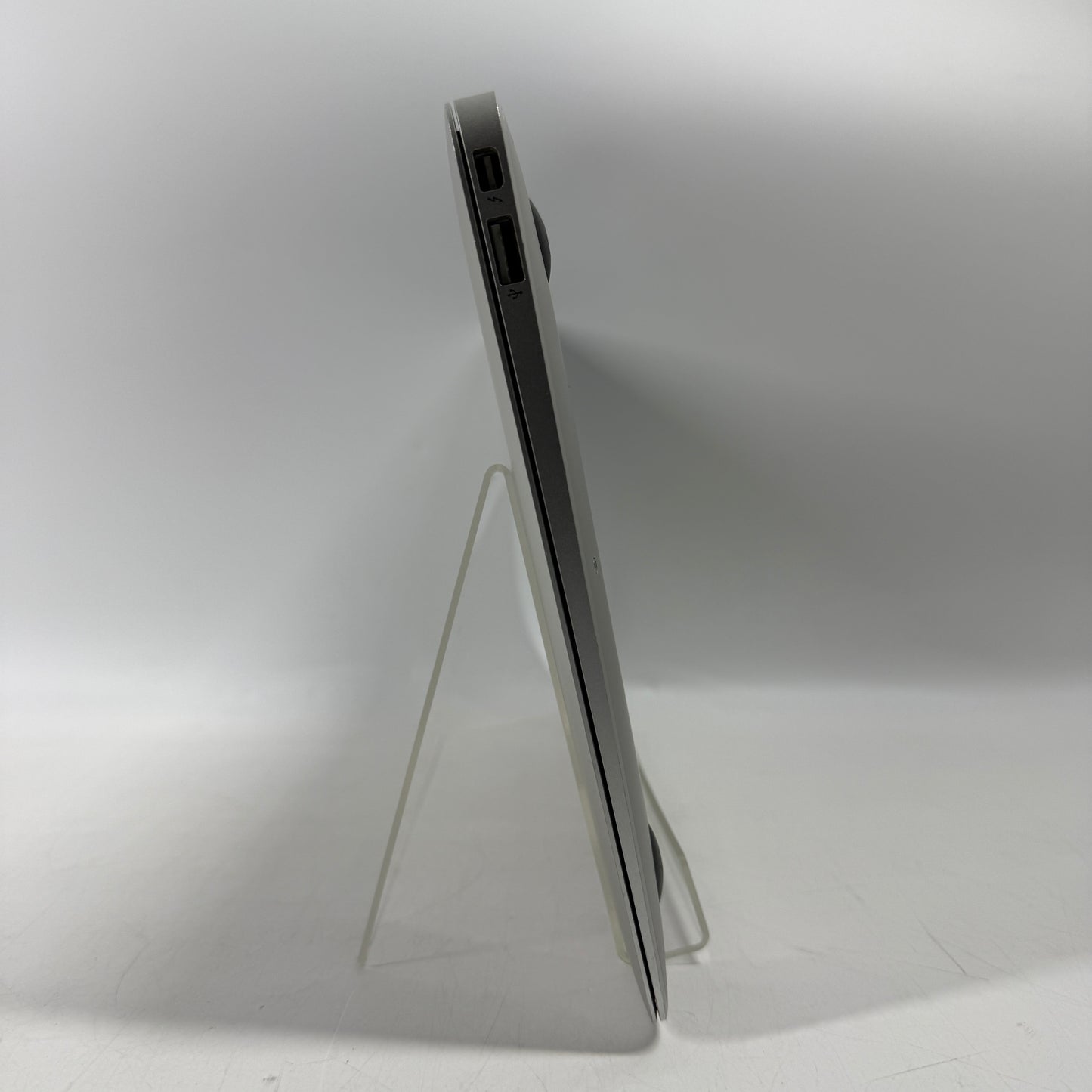 Broken 2013 Apple MacBook Air 11" i5 1.3GHz 8GB RAM 128GB SSD A1465 Bad Battery