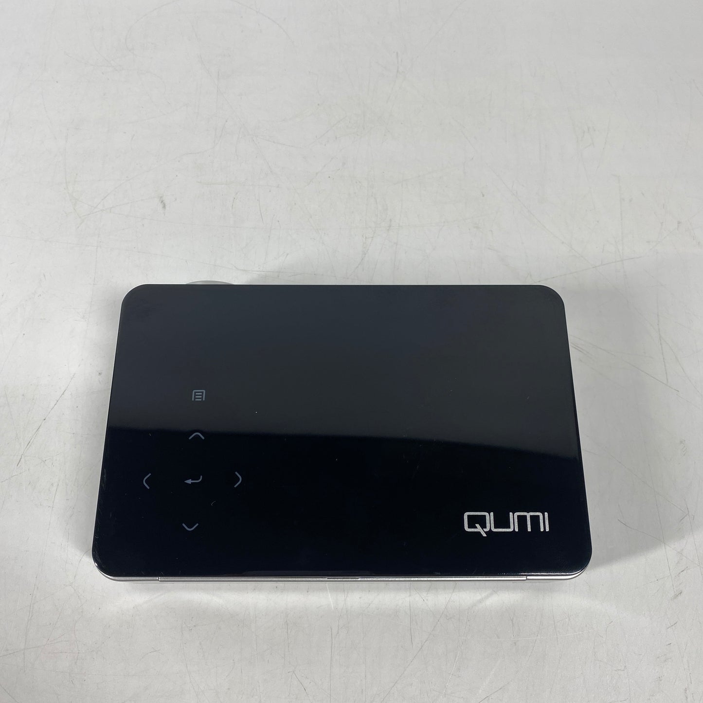 Qumi Q2B 1280x800 300 ANSI Lumens Pocket Projector Q2-B