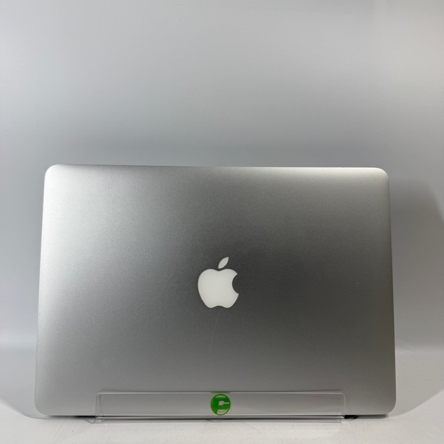 2017 Apple MacBook Air 13.3" i5 1.8GHz 8GB RAM 128GB SSD Silver A1466