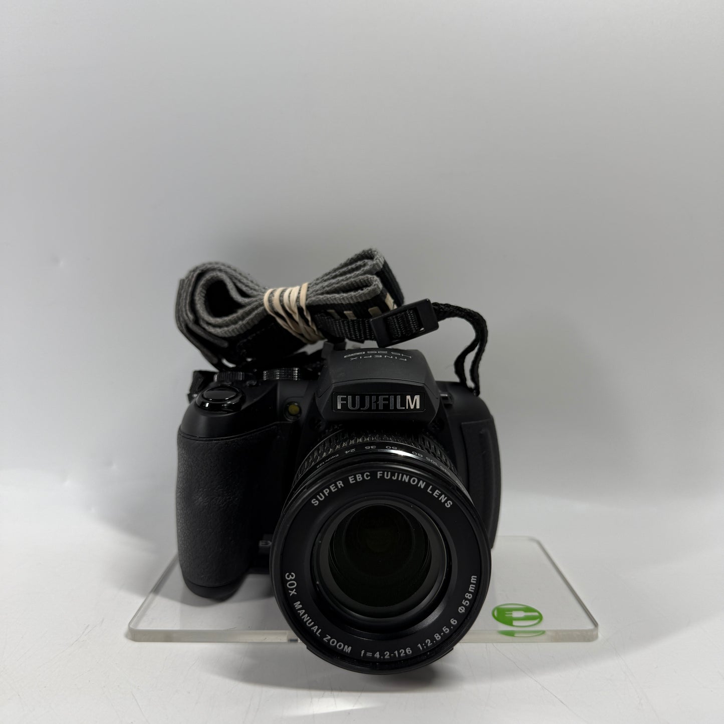 Fujifilm FinePix HS 25 EXR HS25EXR 16.0MP Digital Camera