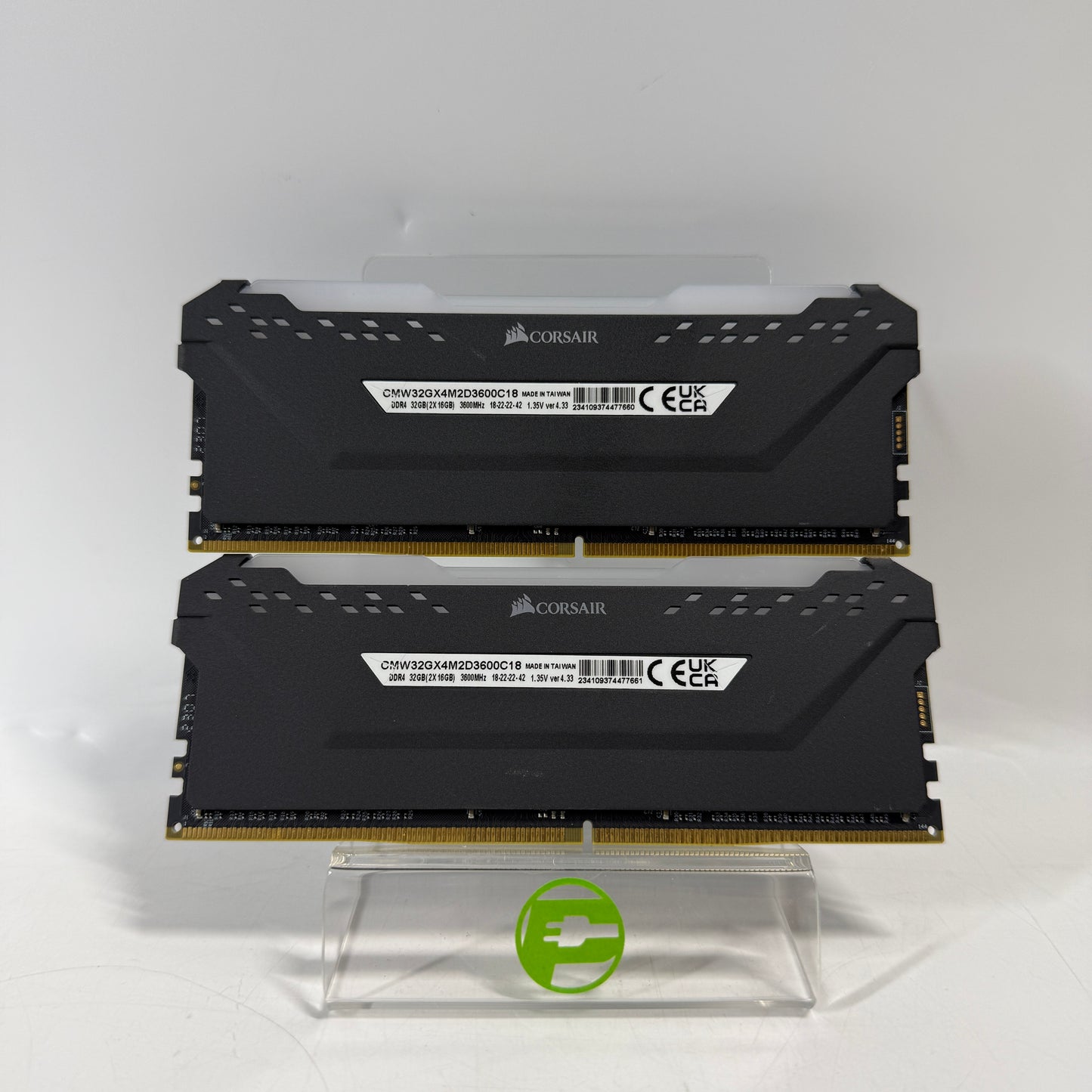 Corsair Vengeance RGB Pro 32GB (2x16GB) RAM DDR4 3600MHz CMW32GX4M2D3600C18