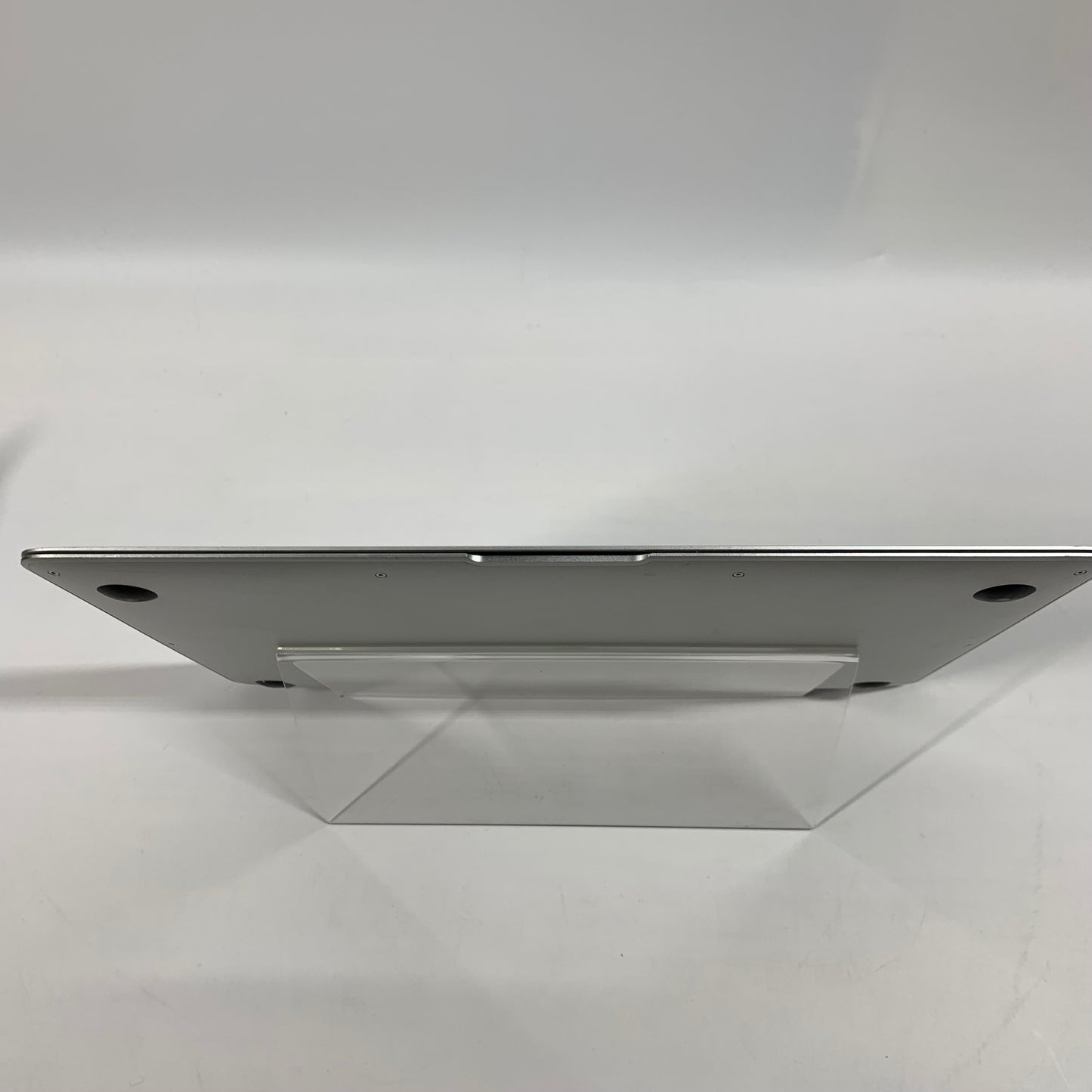 2015 Apple MacBook Air 13.3" i5 1.6GHz 8GB RAM 128GB SSD Silver A1466