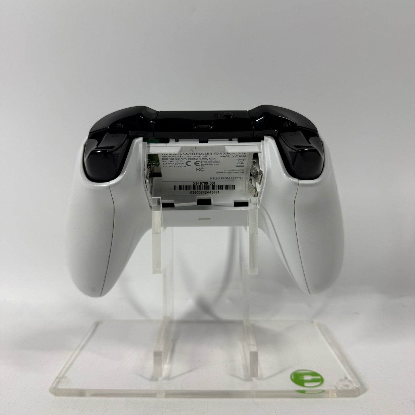 Broken Microsoft Xbox One Wireless Controller 1708