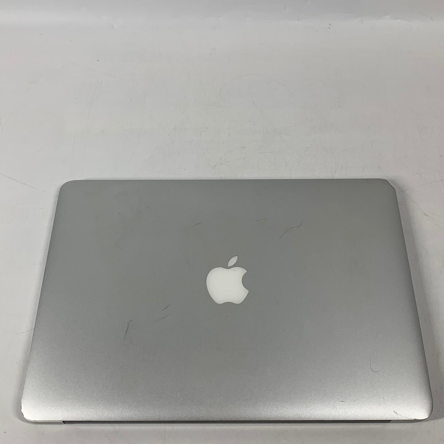 2017 Apple MacBook Air 13.3" i5 1.6GHz 8GB RAM 128GB SSD Silver A1466