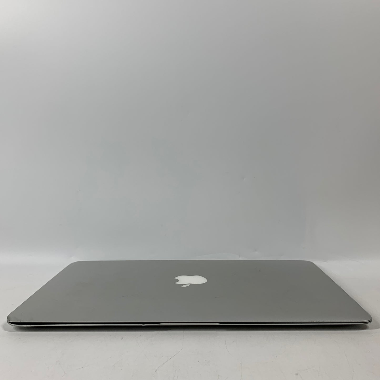 2017 Apple MacBook Air 13.3" i5 1.6GHz 8GB RAM 128GB SSD Silver A1466