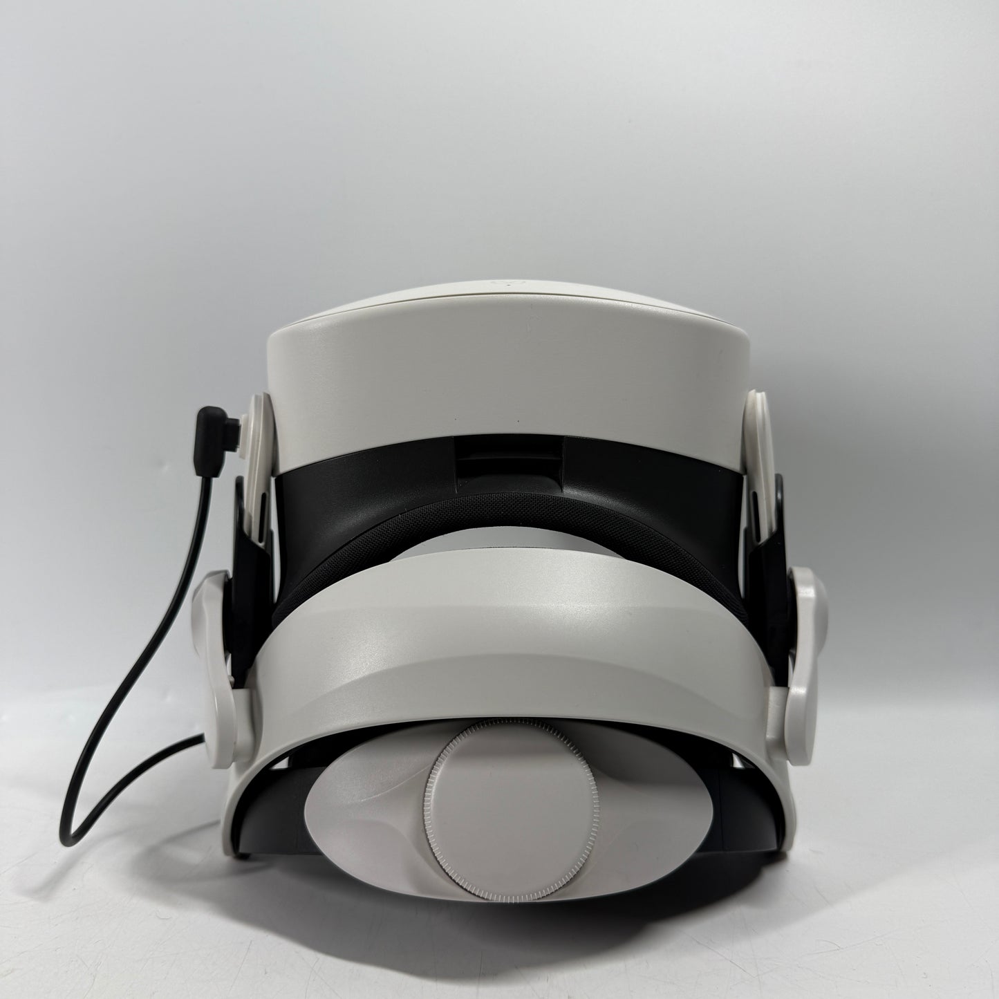 Meta Quest 3S 128GB Standalone All-in-One VR Headset P97