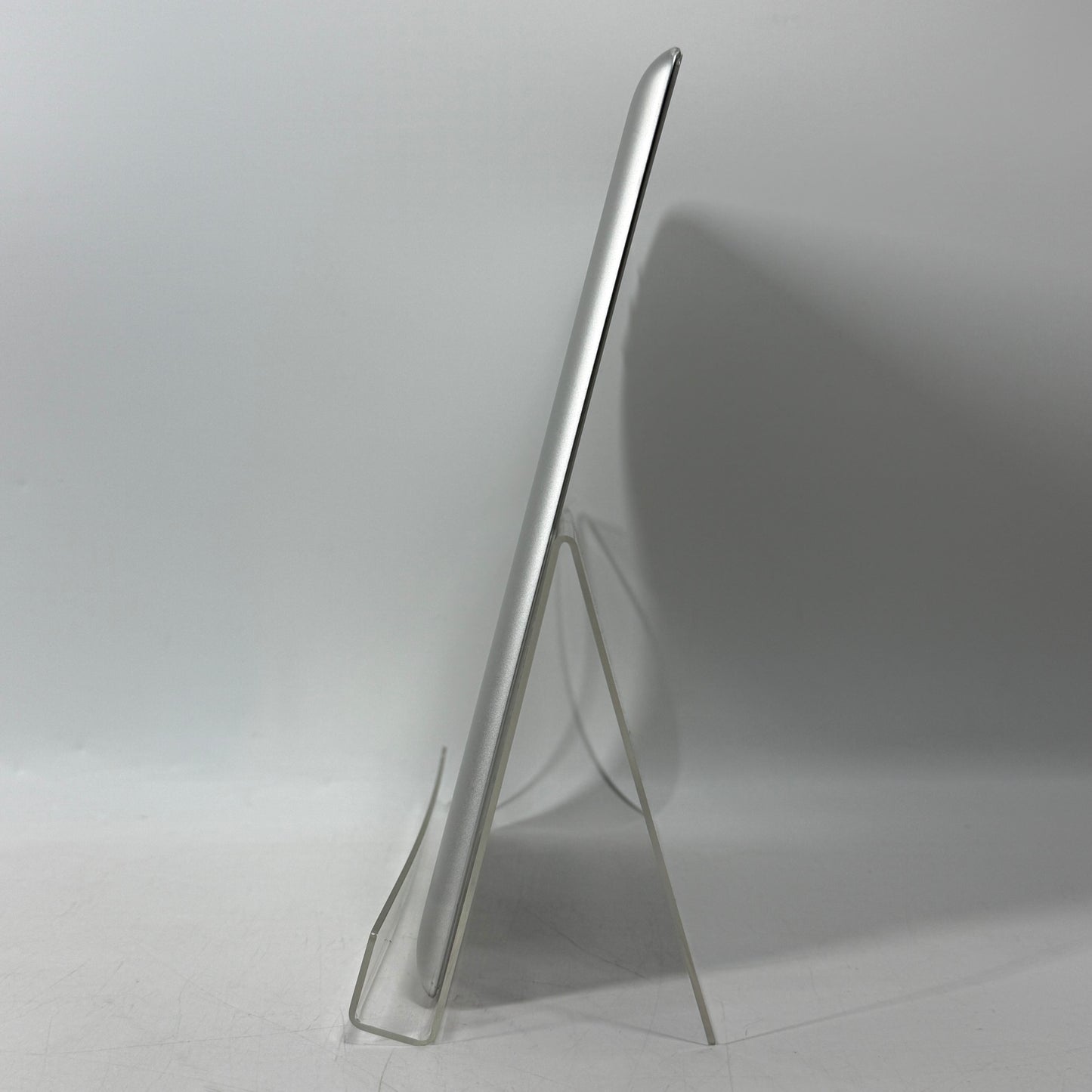 WiFi Only Apple iPad 2nd Gen 16GB Silver MC979LL/A