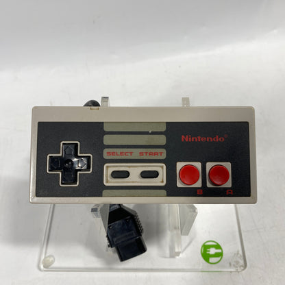 Nintendo Entertainment System NES Video Game Console NES-001 Gray