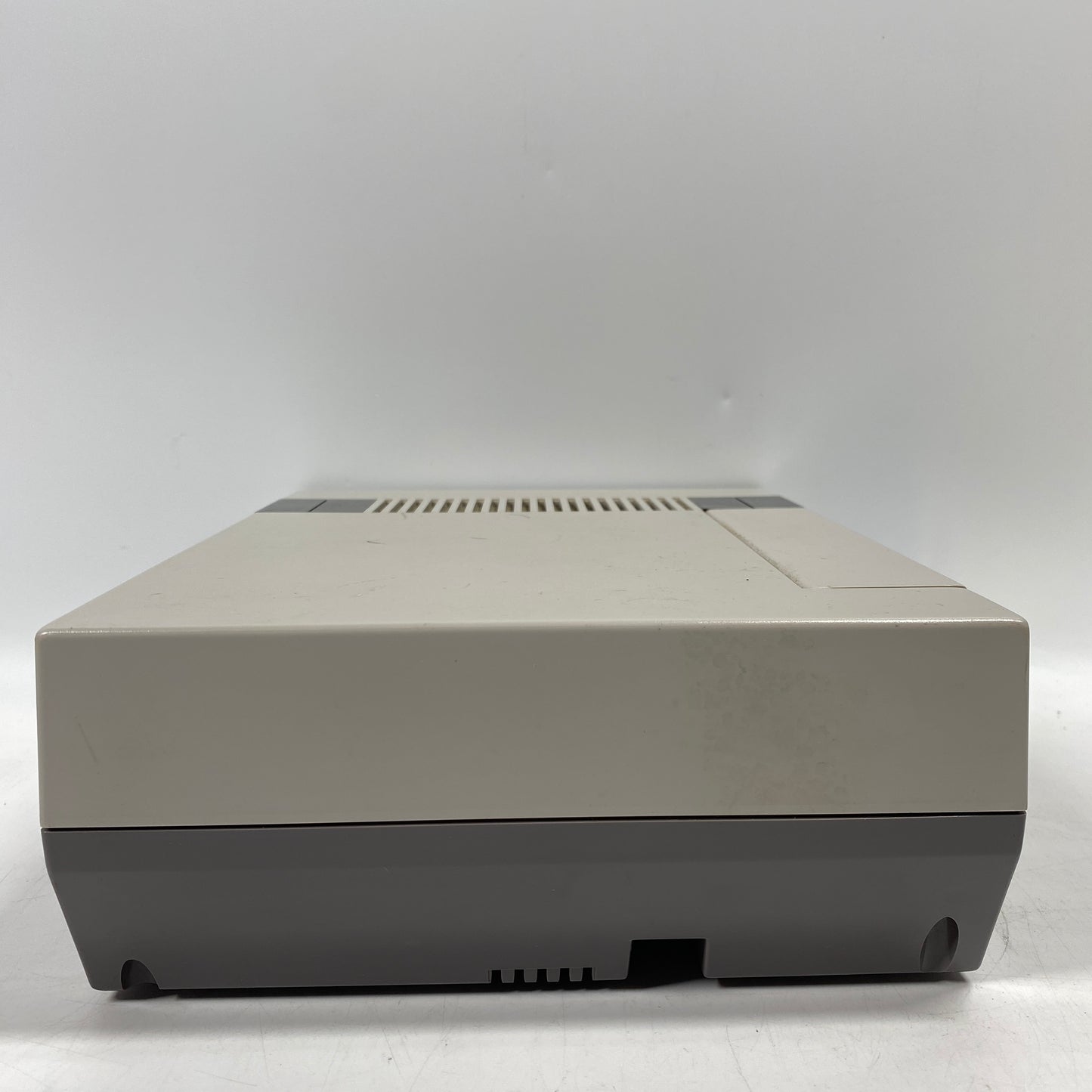 Nintendo Entertainment System NES Video Game Console NES-001 Gray