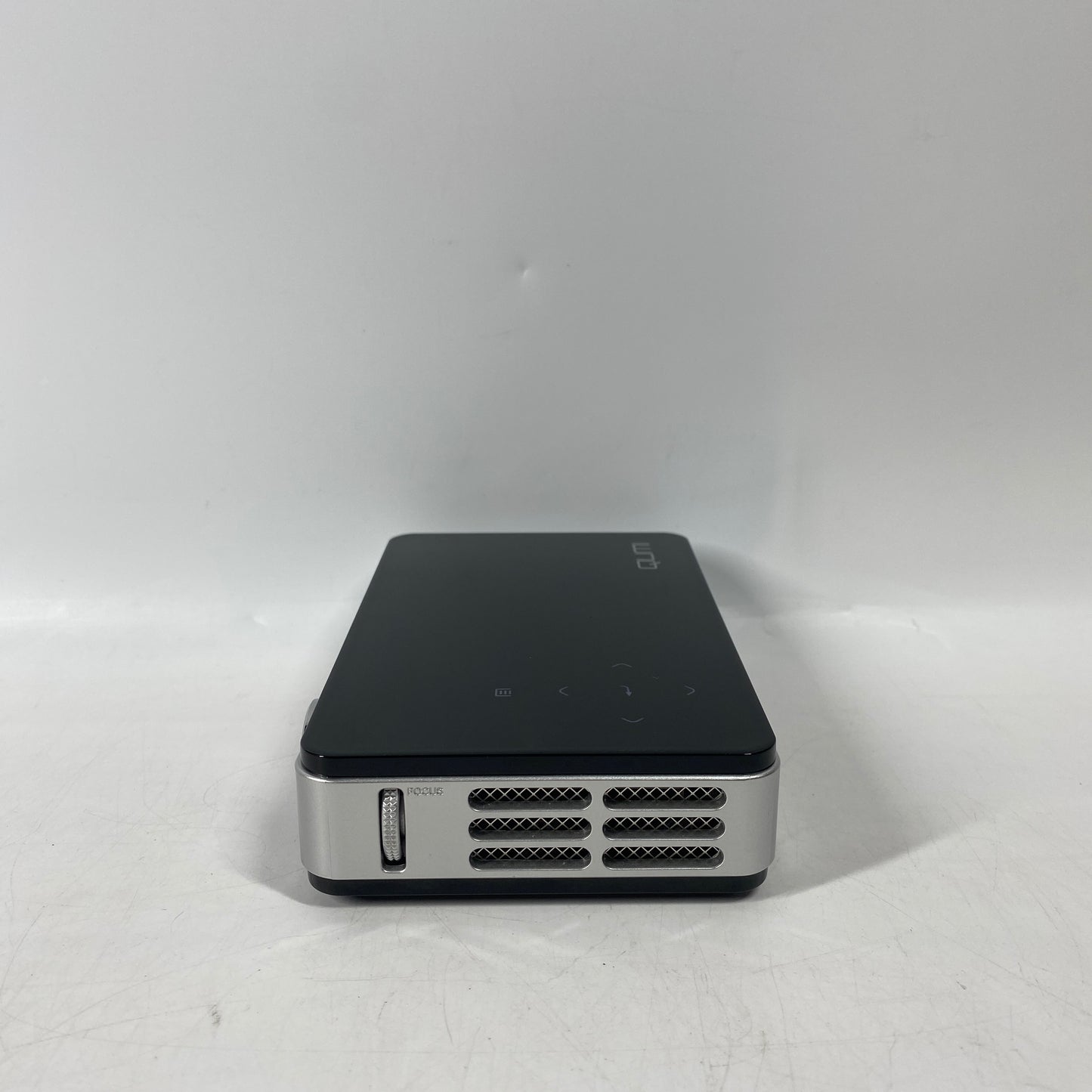 Qumi Q2B 1280x800 300 ANSI Lumens Pocket Projector Q2-B