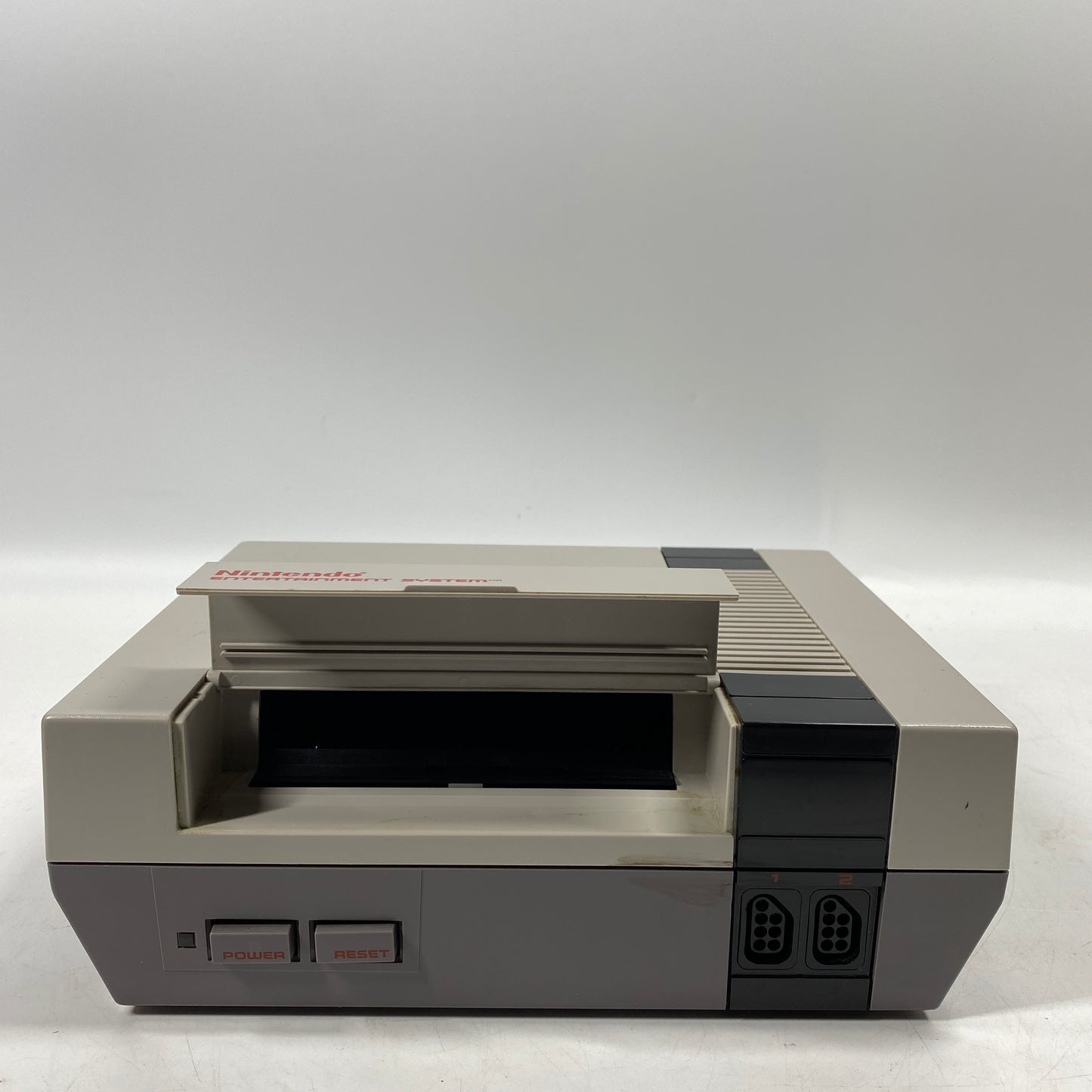 Nintendo Entertainment System NES Video Game Console NES-001 Gray