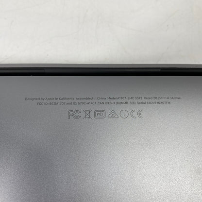 2018 Apple MacBook Pro 15" i7 2.2GHz 4GB RAM 256GB SSD Silver A1990
