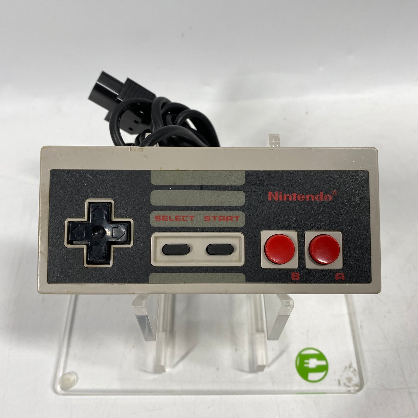 Nintendo Entertainment System NES Video Game Console NES-001 Gray