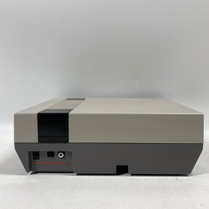 Nintendo Entertainment System NES Video Game Console NES-001 Gray
