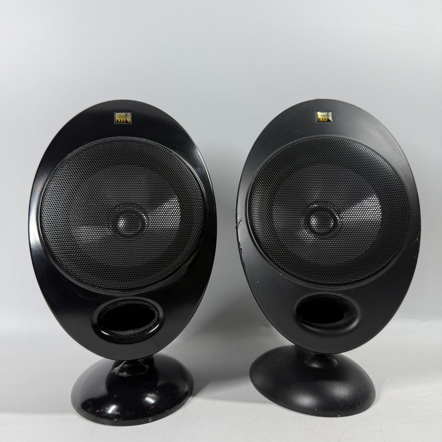 KEF KHT Egg Satellite Speakers HTS2001 UNTESTED