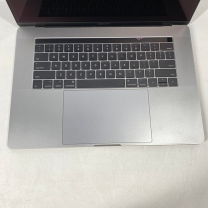 2018 Apple MacBook Pro 15" i7 2.2GHz 4GB RAM 256GB SSD Silver A1990