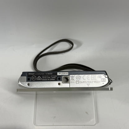 Nikon COOLPIX S3600 20MP Digital Point And Shoot Camera UNTESTED