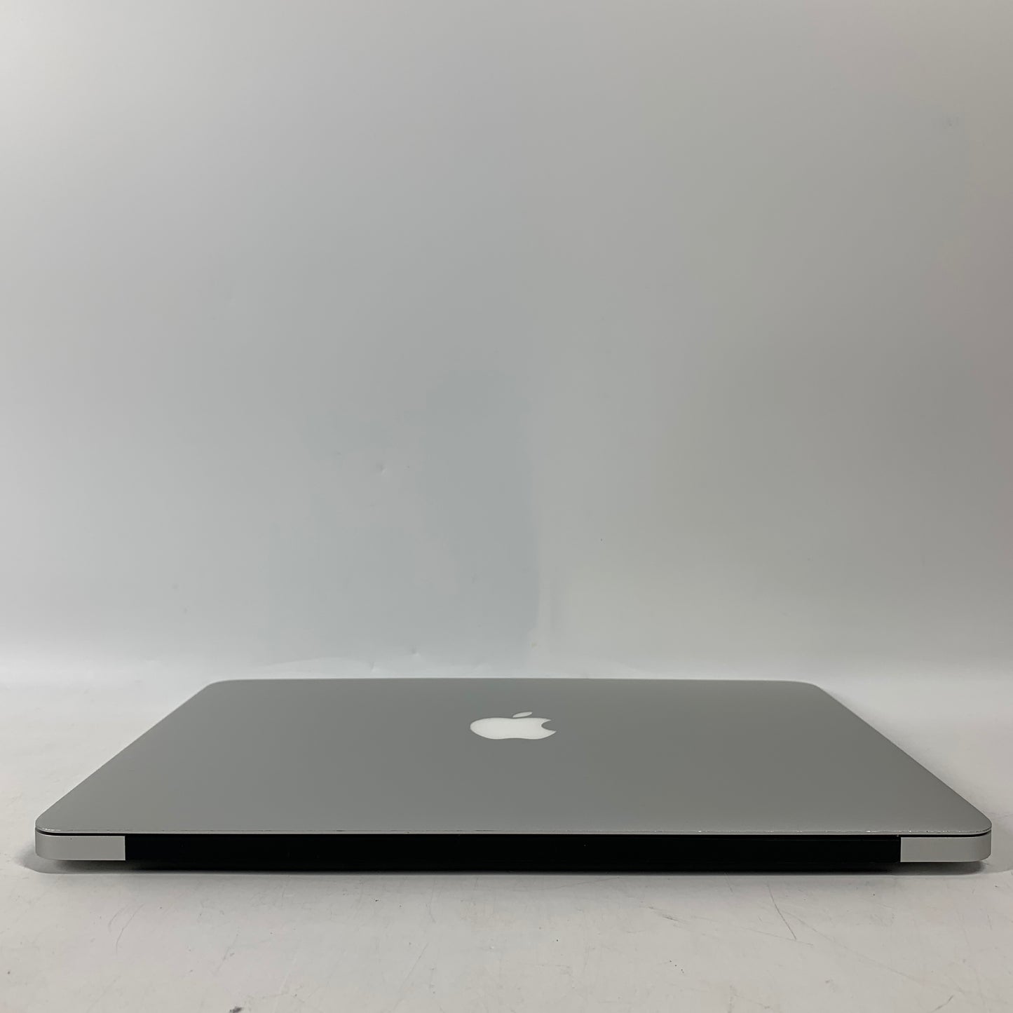 2017 Apple MacBook Air 13.3" i5 1.8GHz 8GB RAM 256GB SSD Silver A1466