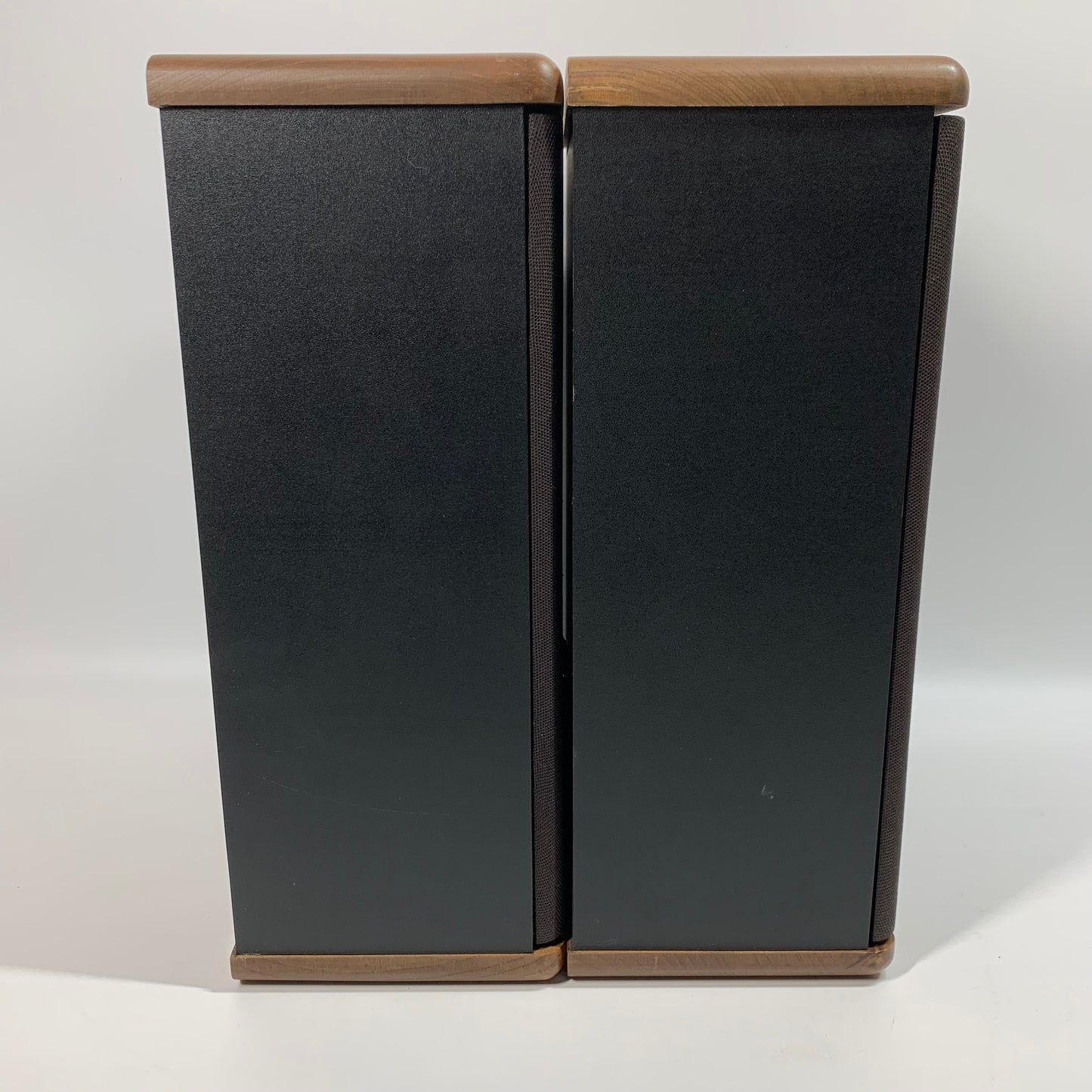 Polk Audio Baby Advent II 	Wired Stereo Speakers Brown/Black 1428II