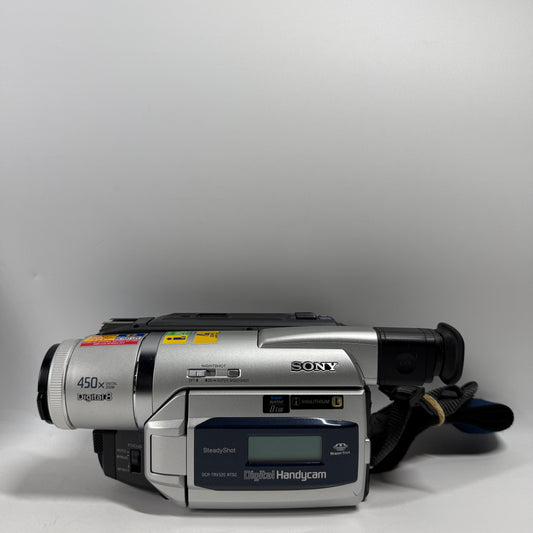Sony Digital Handycam DCR-TRV520 NTSC 