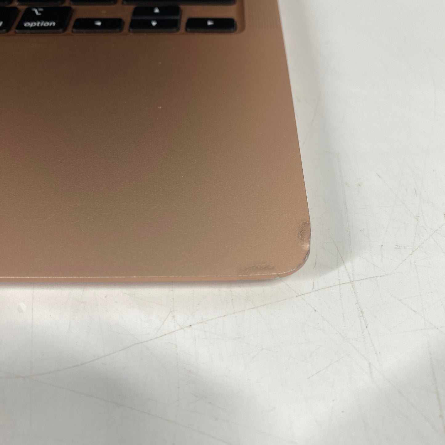 2020 Apple MacBook Air 13.3" i5 1.1GHz 8GB RAM 512GB SSD Gold A2179