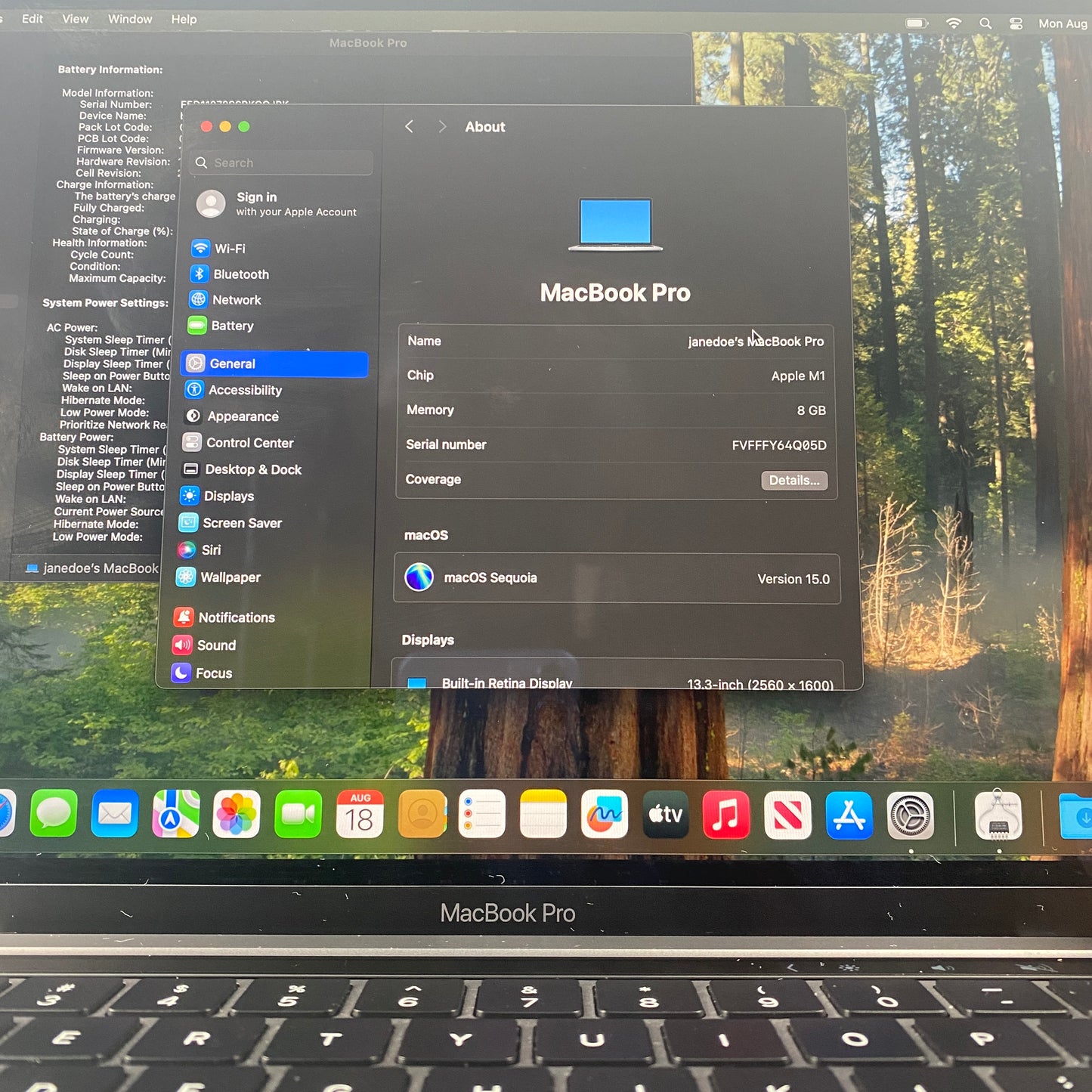 2020 Apple MacBook Pro 13.3" M1 8C GPU 3.2GHz 8GB RAM 256GB SSD A2338