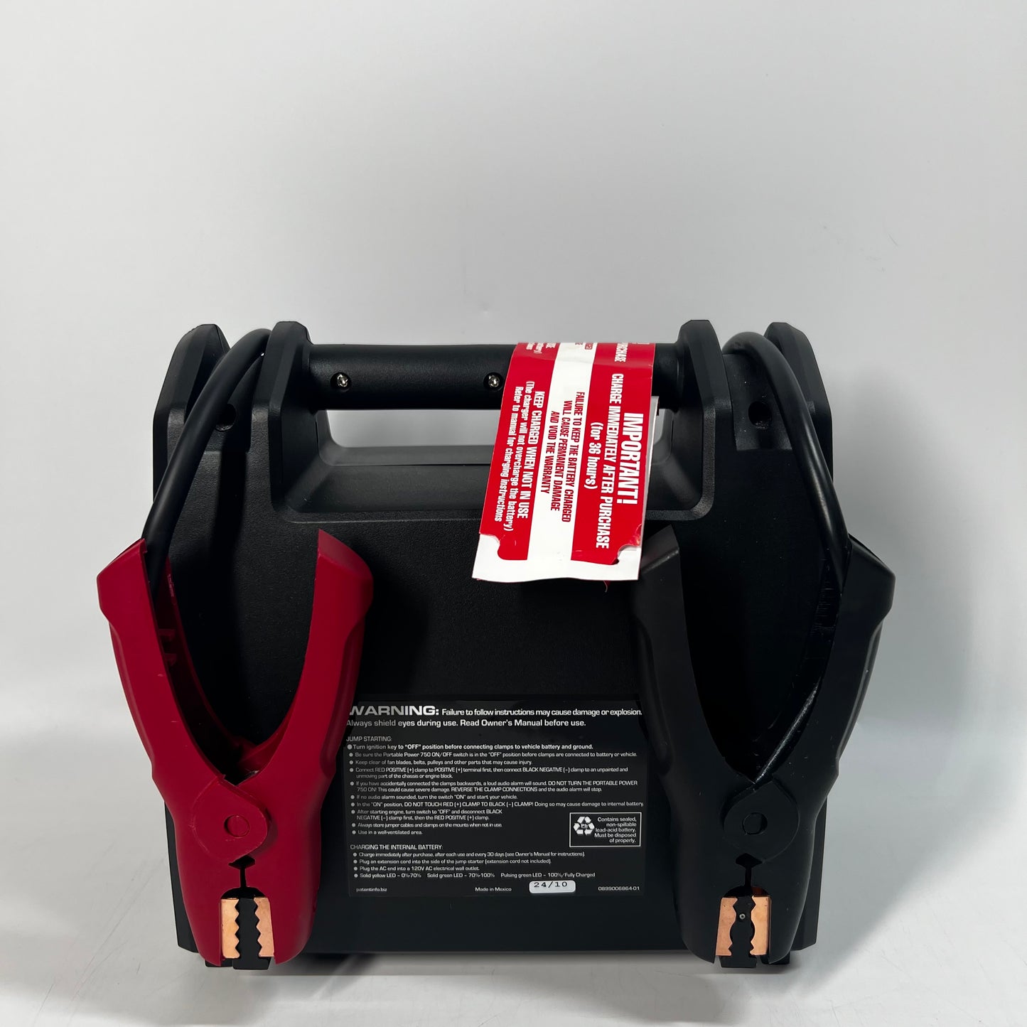 DieHard Automatic 12 V 750 amps Battery Jump Starter & Portable Power 71686