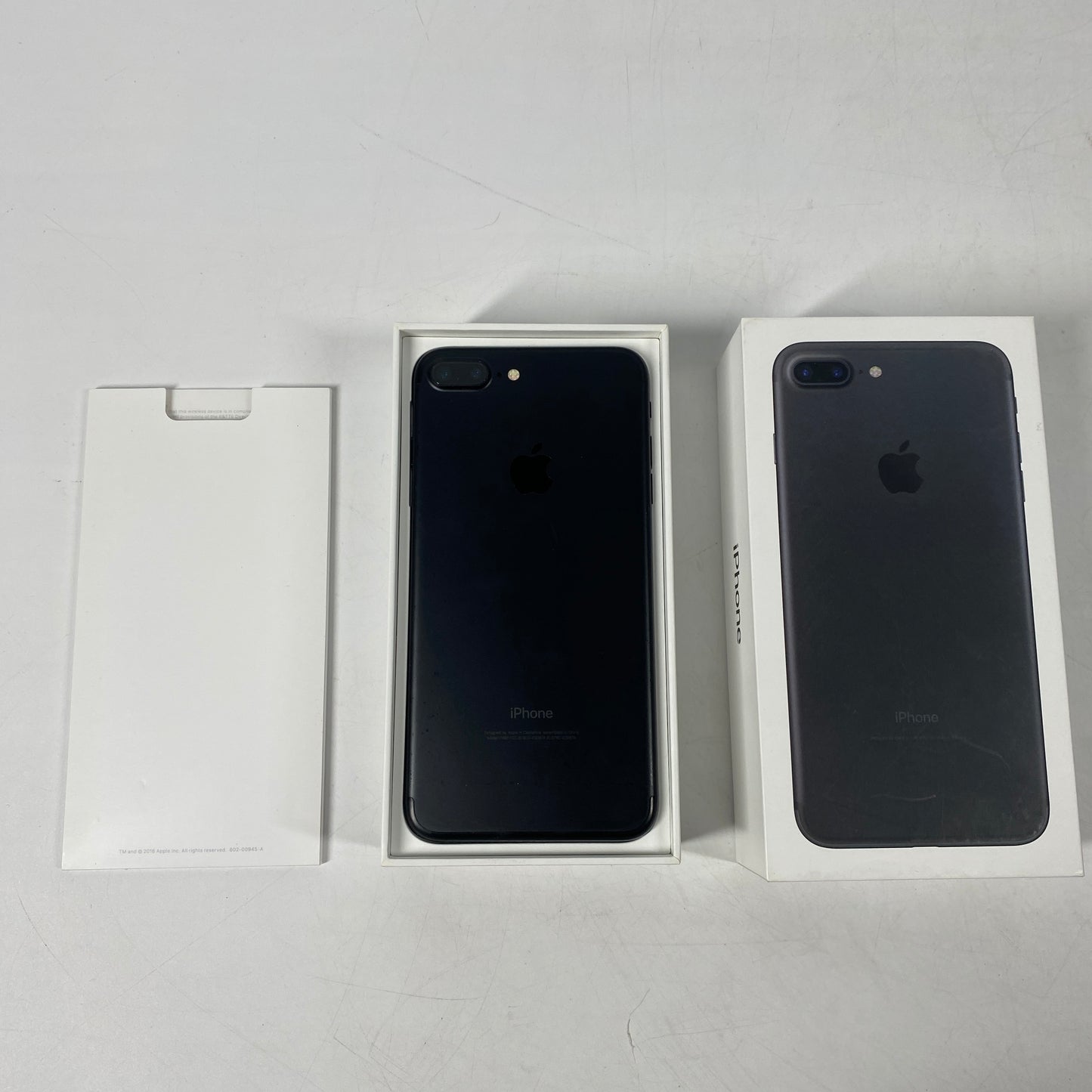 Unlocked Apple iPhone 7 Plus 32GB 14.2 Black MNR12LL/A