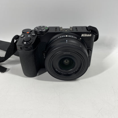 Nikon Z30 20.9MP Mirrorless Camera with Nikkor DX 16-50mm 2557 Shutter Count