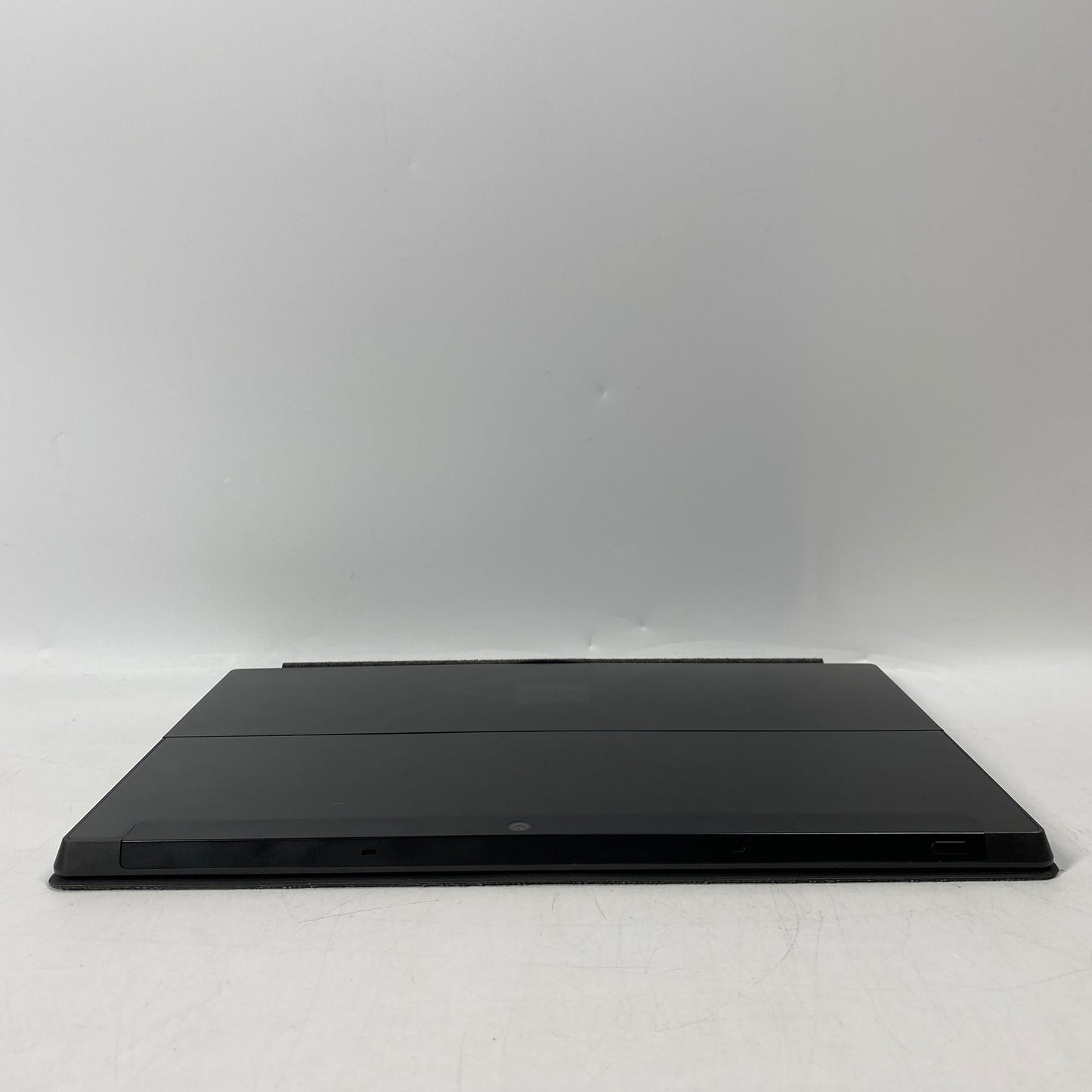 Microsoft Windows Surface RT 1516 10.6" Nvidia Tegra Quad Core 1.3GHz 2GB RAM 