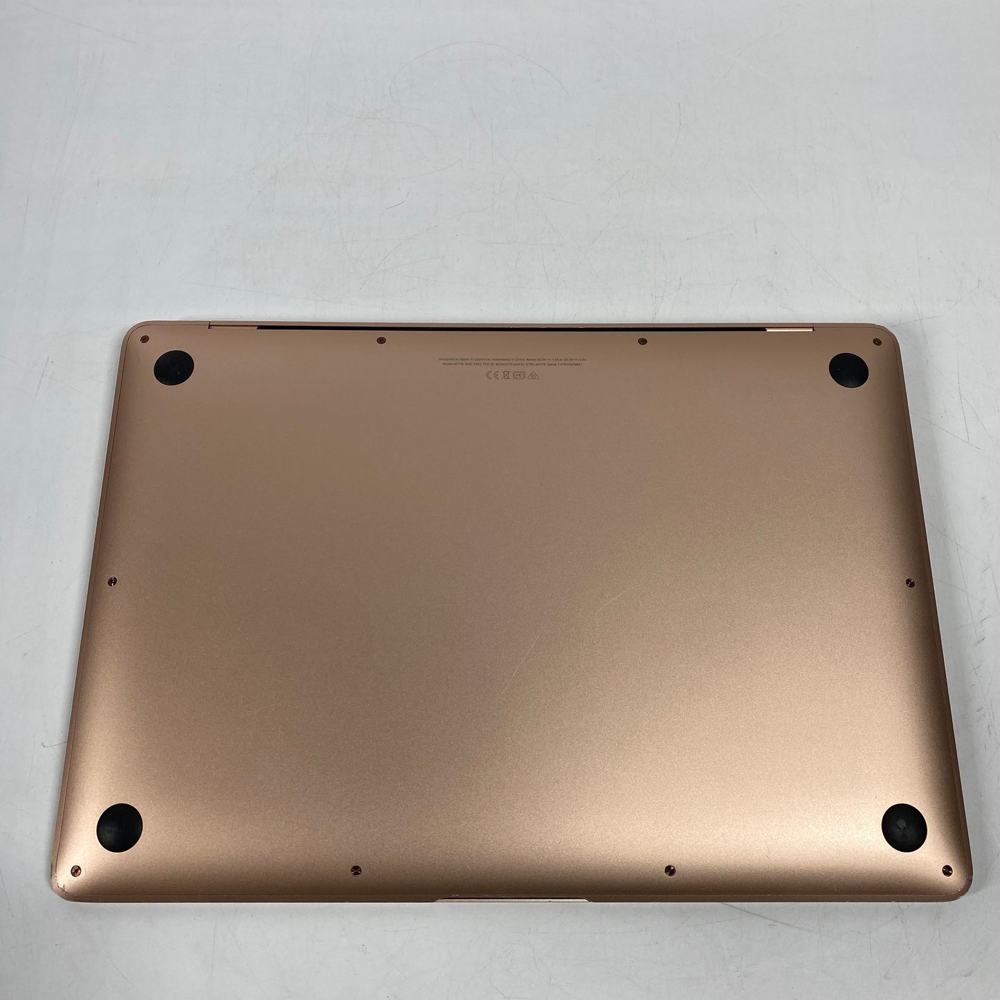 2020 Apple MacBook Air 13.3" i5 1.1GHz 8GB RAM 512GB SSD Gold A2179
