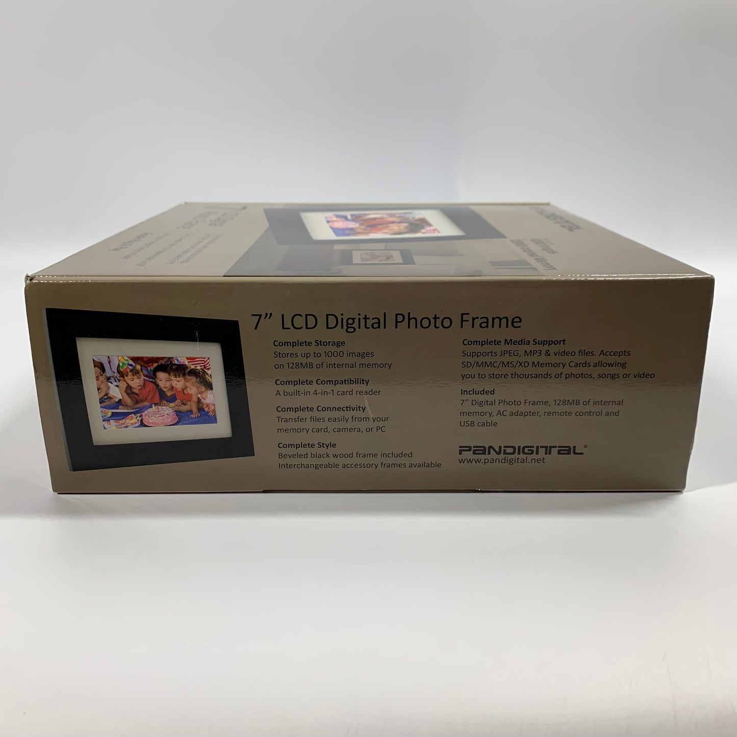 Pandigital PAN7001W01 LCD Digital Photo Frame 