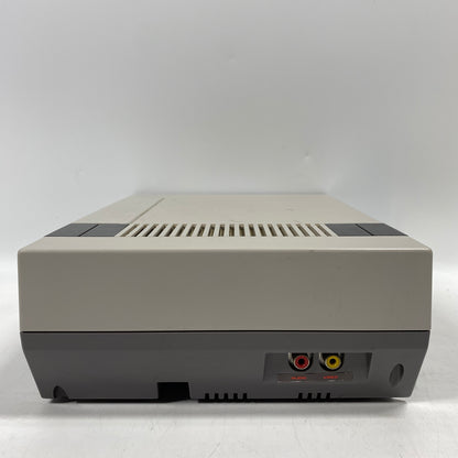 Nintendo Entertainment System NES Video Game Console NES-001 Gray