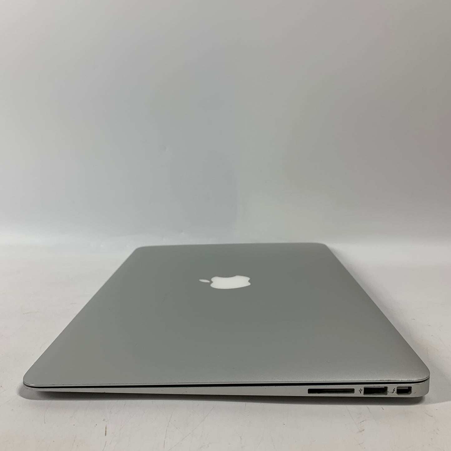 2017 Apple MacBook Air 13.3" i5 1.8GHz 8GB RAM 256GB SSD Silver A1466
